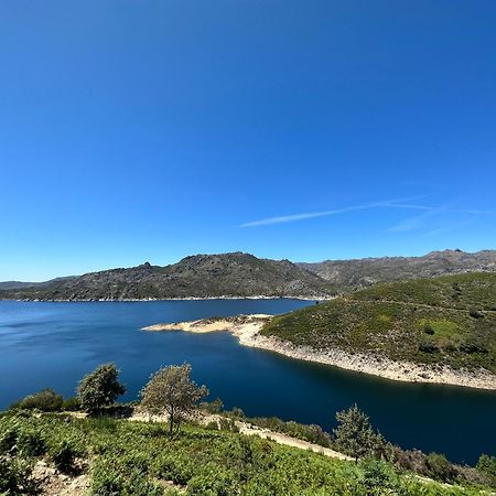 Estrela Do Geres - Casa Fernandes Bed & Breakfast Outeiro  ภายนอก รูปภาพ