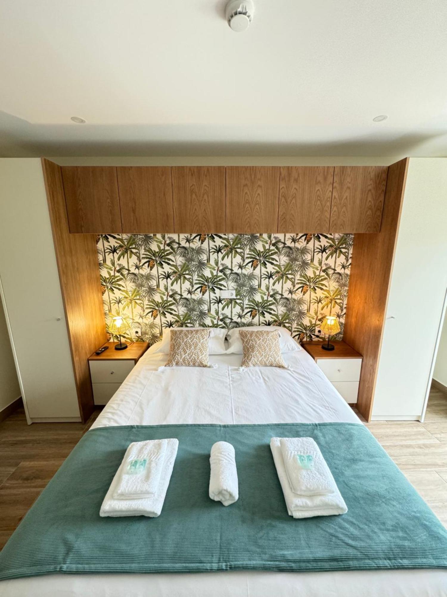 Estrela Do Geres - Casa Fernandes Bed & Breakfast Outeiro  ภายนอก รูปภาพ